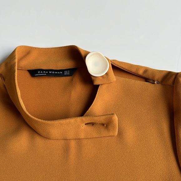 Zara blouse button and zipper detail mustard yellow - Picture 3 of 8